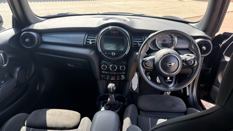 MINI Hatchback 1.5 Cooper Sport II 3dr Petrol Hatchback